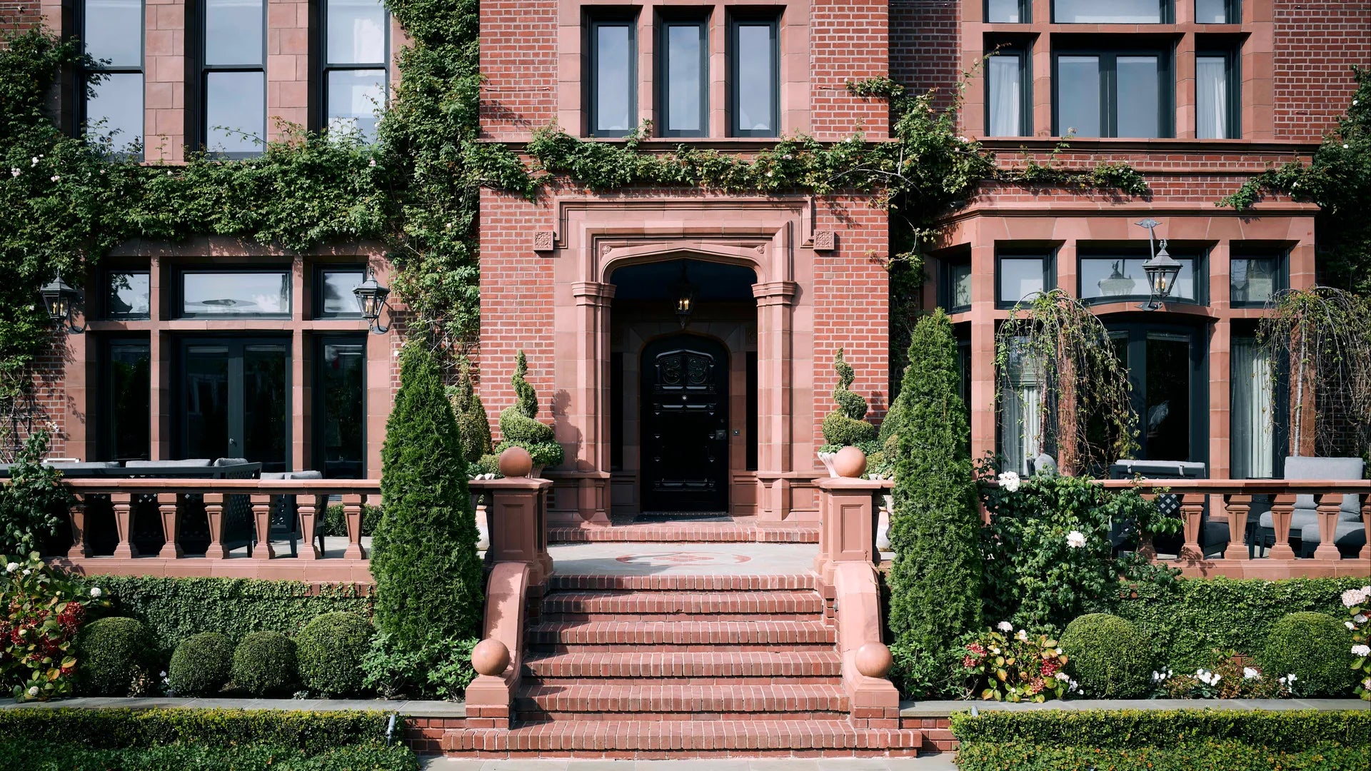 San Francisco Tudor - An Aesthetic as Cinematic as Its Own Backstory